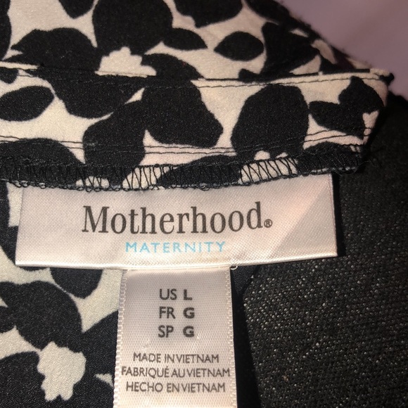 🌺🌺Host Pick🌺🌺 Motherhood Maternity Black and White Sleeveless Floral Top - Picture 6 of 7